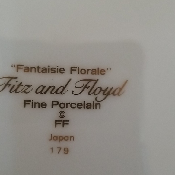 Fitz and Floyd China - Picture 4 of 6